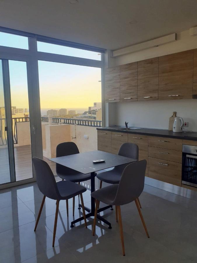 Panoramic Penthouse Haven Appartamento Mellieħa Esterno foto